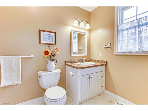 156 Bell Mill Sideroad, Norfolk County, ON - Indoor Photo Showing Bathroom