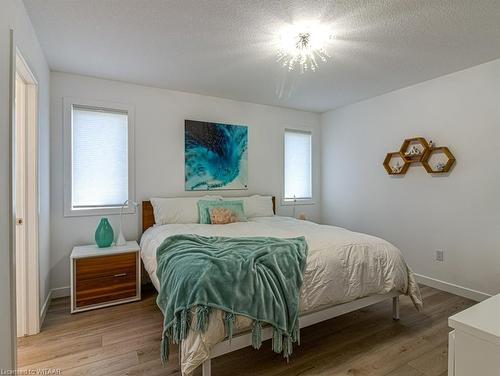 268 Wilson Avenue, Tillsonburg, ON - Indoor Photo Showing Bedroom