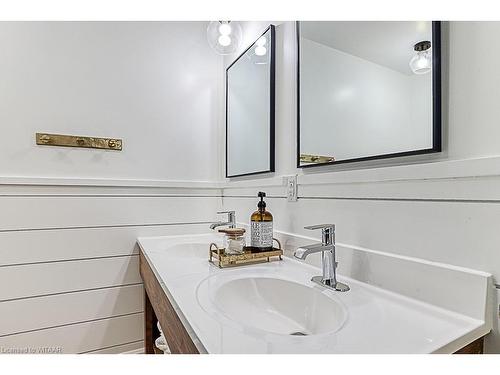 639 Main Street, Sauble Beach, ON - Indoor Photo Showing Bathroom