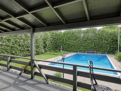 251 Mutual Street N, Ingersoll, ON - Outdoor With In Ground Pool