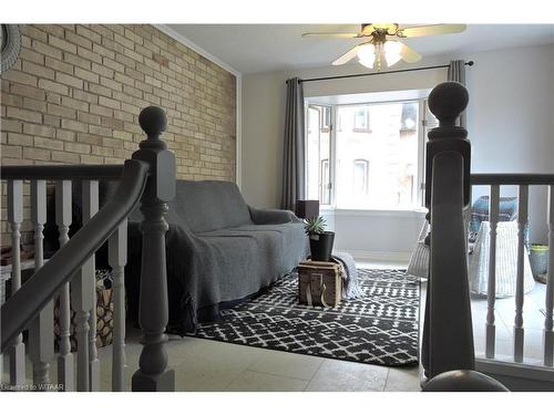 14 Elgin Street W, Norwich, ON - Indoor Photo Showing Bedroom