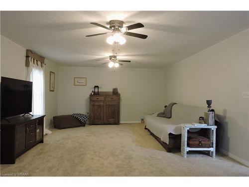 14 Elgin Street W, Norwich, ON - Indoor Photo Showing Bathroom