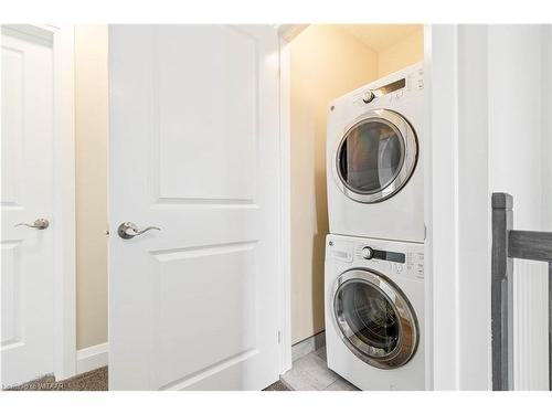 168 Links Crescent, Woodstock, ON - Indoor Photo Showing Laundry Room