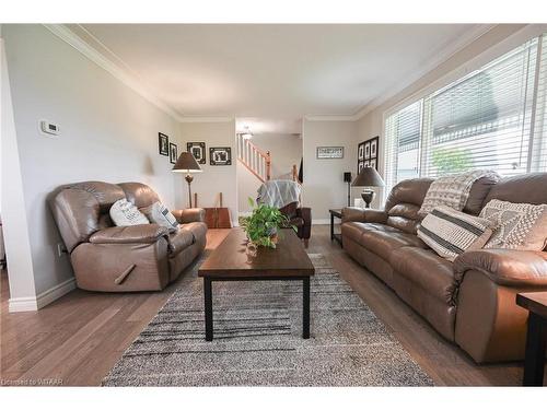 475025 Zorra & East Zorra Tavistock Line, Beachville, ON - Indoor Photo Showing Living Room