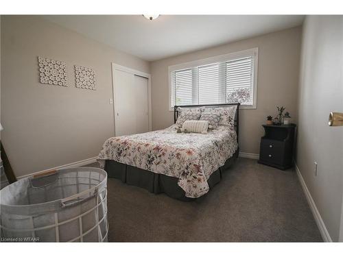475025 Zorra & East Zorra Tavistock Line, Beachville, ON - Indoor Photo Showing Bedroom