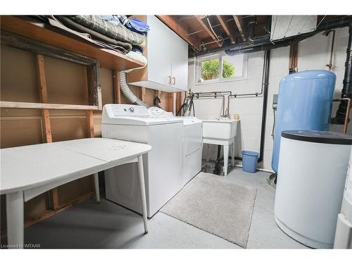 475025 Zorra & East Zorra Tavistock Line, Beachville, ON - Indoor Photo Showing Laundry Room