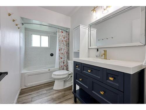29 Finlayson Drive, Thamesford, ON - Indoor Photo Showing Bathroom