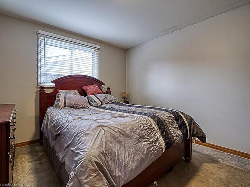 303 Macdonald Drive, Woodstock, ON - Indoor Photo Showing Bedroom
