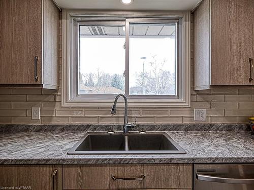 303 Macdonald Drive, Woodstock, ON - Indoor Photo Showing Kitchen With Double Sink
