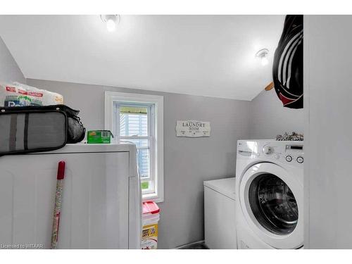 54 Potters Road, Tillsonburg, ON - Indoor Photo Showing Laundry Room