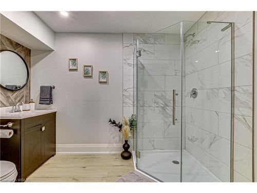 17 Brookfield Avenue, Ingersoll, ON - Indoor Photo Showing Bathroom