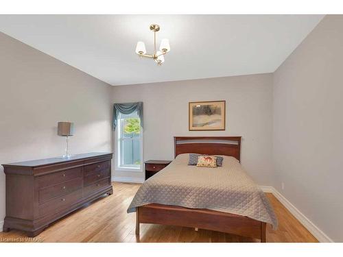 6 Wood Haven Drive Drive, Tillsonburg, ON - Indoor Photo Showing Bedroom