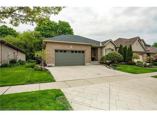 122 Eastview Avenue, Woodstock, ON - Outdoor With Facade