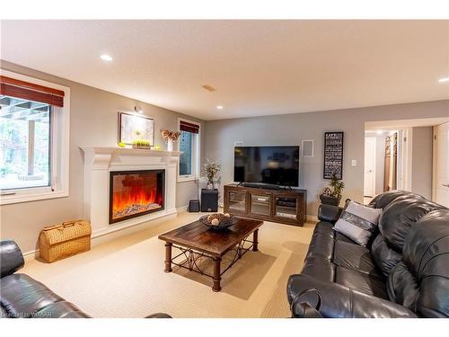 122 Eastview Avenue, Woodstock, ON - Indoor Photo Showing Living Room With Fireplace