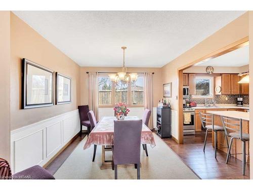 20 Devon Court, Tillsonburg, ON - Indoor Photo Showing Dining Room