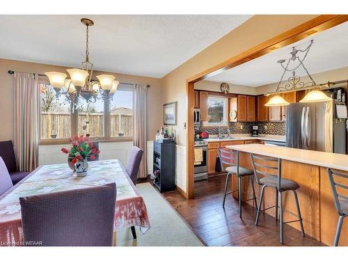 20 Devon Court, Tillsonburg, ON - Indoor Photo Showing Dining Room