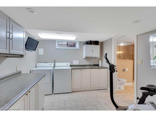 20 Devon Court, Tillsonburg, ON - Indoor Photo Showing Laundry Room