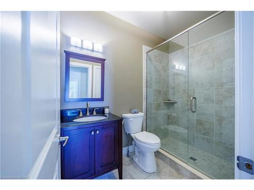 102-5 Wood Haven Drive, Tillsonburg, ON - Indoor Photo Showing Bathroom