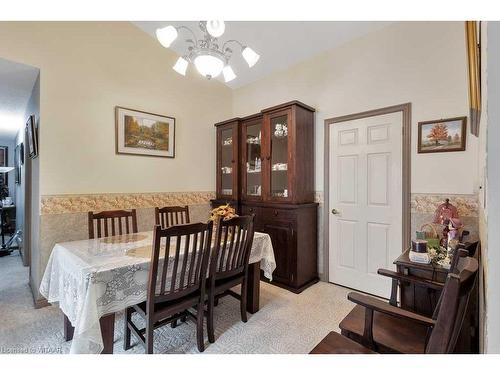 18 Hawkins Crescent, Tillsonburg, ON - Indoor Photo Showing Dining Room