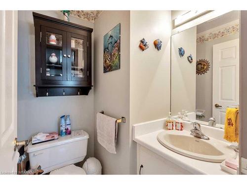 18 Hawkins Crescent, Tillsonburg, ON - Indoor Photo Showing Bathroom