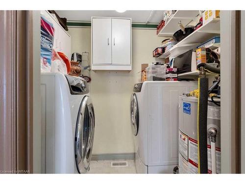 18 Hawkins Crescent, Tillsonburg, ON - Indoor Photo Showing Laundry Room