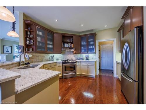 22 Bobolink Drive, Tillsonburg, ON - Indoor Photo Showing Kitchen With Double Sink