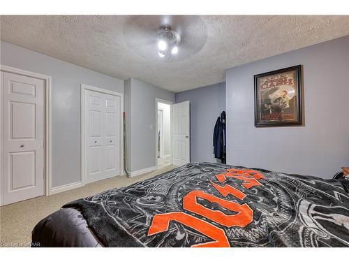 33 North Street W, Tillsonburg, ON - Indoor Photo Showing Bedroom