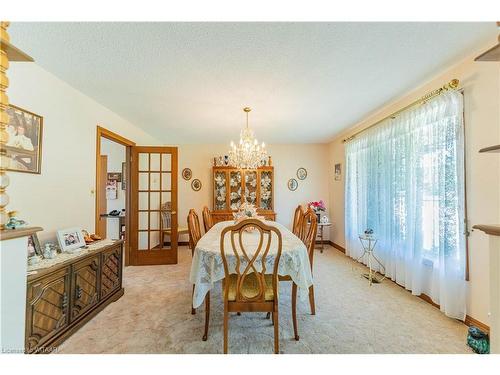 17 Demeyere Avenue, Tillsonburg, ON - Indoor Photo Showing Dining Room