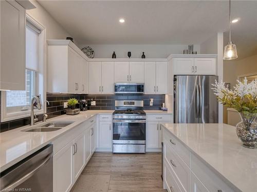 44 Lark Street, Tillsonburg, ON - Indoor Photo Showing Kitchen With Stainless Steel Kitchen With Double Sink With Upgraded Kitchen