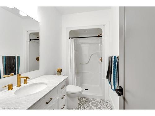 7 Brookside Lane, Tillsonburg, ON - Indoor Photo Showing Bathroom