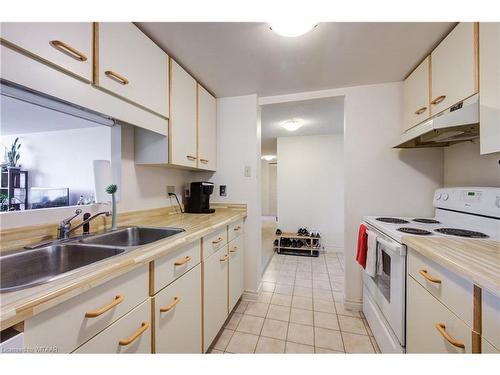 611-1510 Richmond Street, London, ON - Indoor Photo Showing Kitchen With Double Sink