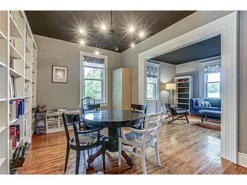 1736 Norfolk County Road 21, Norfolk County, ON - Indoor Photo Showing Dining Room