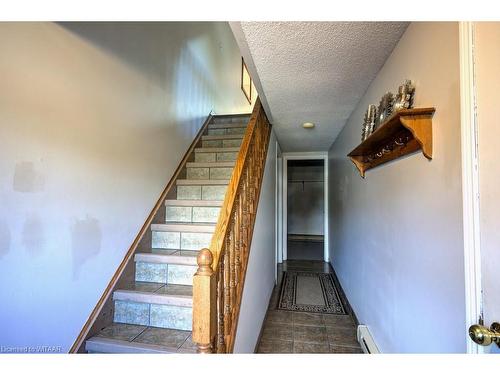 46 Marlboro Court, Woodstock, ON - Indoor Photo Showing Other Room