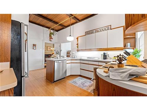735 Rathbourne Avenue, Woodstock, ON - Indoor Photo Showing Kitchen
