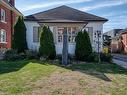 590 Adelaide Street, Woodstock, ON  - Outdoor 