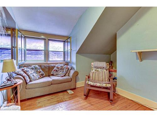 161 Carroll Street, Ingersoll, ON - Indoor Photo Showing Other Room