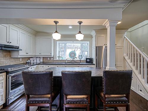 126 King Street E, Ingersoll, ON - Indoor Photo Showing Kitchen