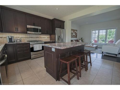 13 Cynthia Avenue, Mount Elgin, ON - Indoor Photo Showing Kitchen With Upgraded Kitchen