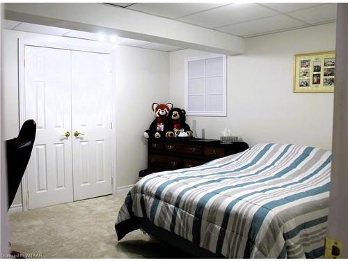 40 Jackson Court, Tillsonburg, ON - Indoor Photo Showing Bedroom