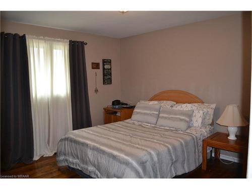 3 Kamps Crescent, Tillsonburg, ON - Indoor Photo Showing Bedroom