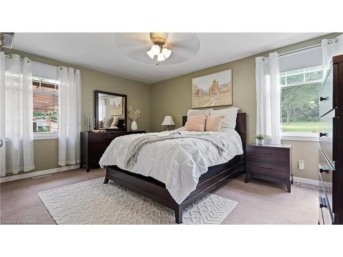 584132 Beachville Road, Ingersoll, ON - Indoor Photo Showing Bedroom