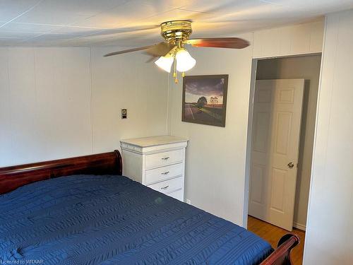 11 Walter Street, Turkey Point, ON - Indoor Photo Showing Bedroom