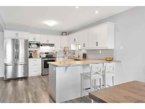 246 Kensington Avenue, Ingersoll, ON - Indoor Photo Showing Kitchen