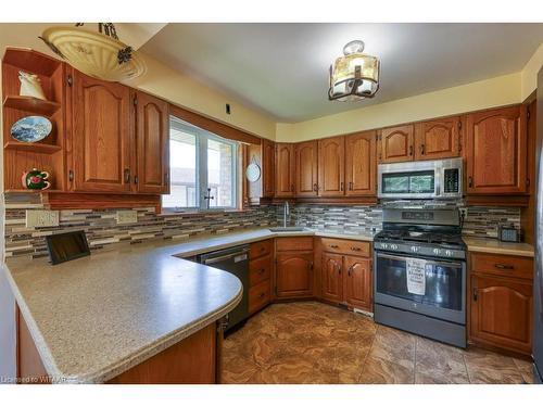 46 Laurel Crescent, Ingersoll, ON - Indoor Photo Showing Kitchen