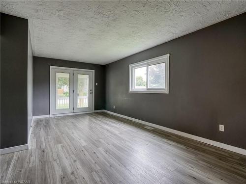 272 Evelyn Avenue, Ingersoll, ON - Indoor Photo Showing Other Room