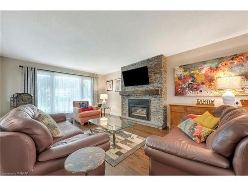 70 Highland Crescent, Cambridge, ON - Indoor Photo Showing Living Room With Fireplace