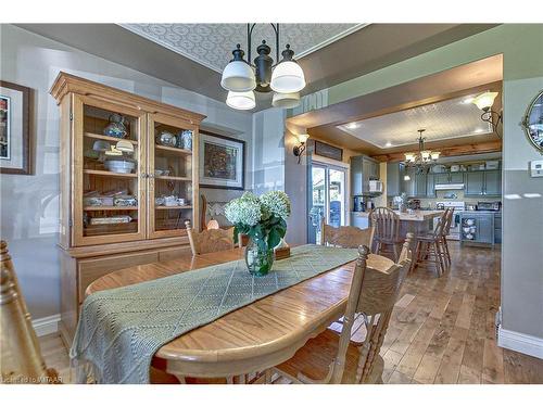 241 Concession 1 Road, Port Rowan, ON - Indoor Photo Showing Dining Room