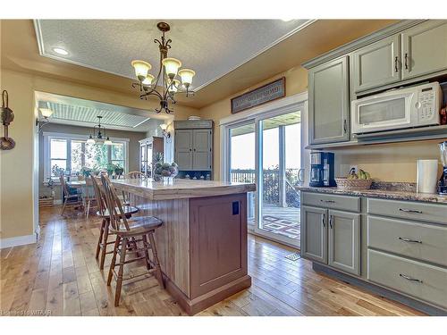 241 Concession 1 Road, Port Rowan, ON - Indoor Photo Showing Kitchen