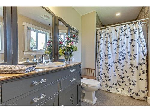 241 Concession 1 Road, Port Rowan, ON - Indoor Photo Showing Bathroom