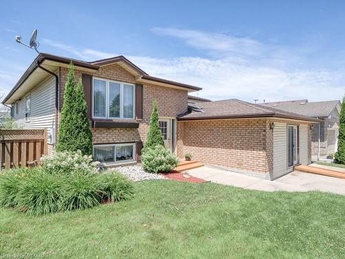 10 Pinehurst Drive, Woodstock, ON - Outdoor With Exterior